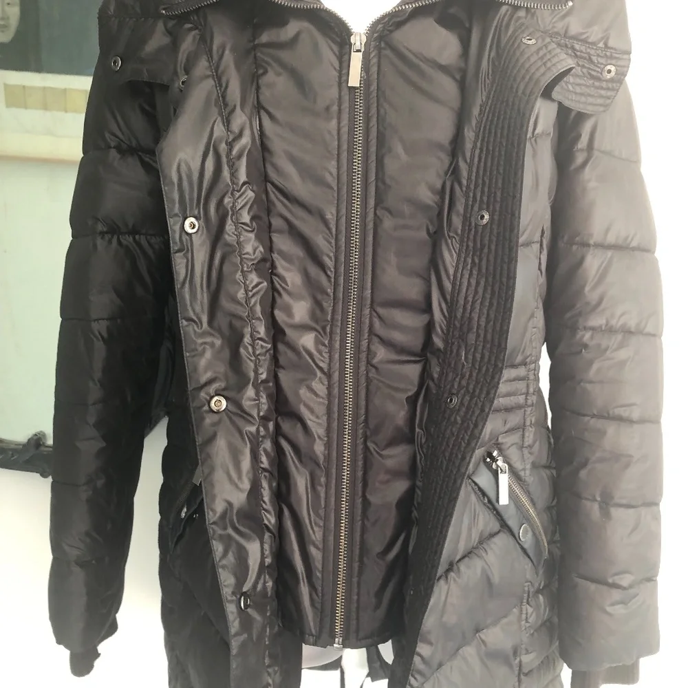 French Connection Black Puffer Coat w/ faux fur Collar - Picture 3 of 10